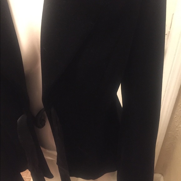 JS Collection Size 4 Elegant Jacket with Strap - Picture 9 of 11